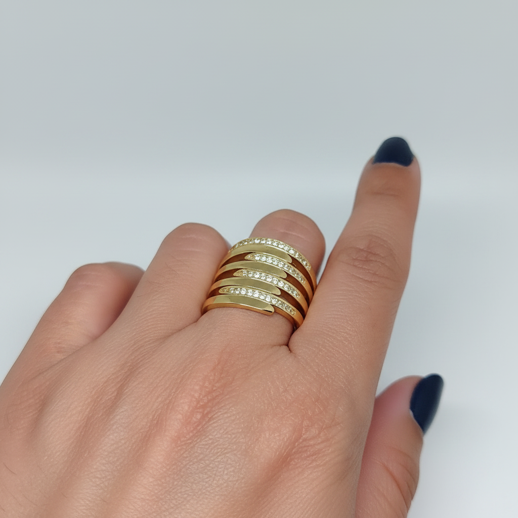 Anillo con baño de oro 24k - Cleo