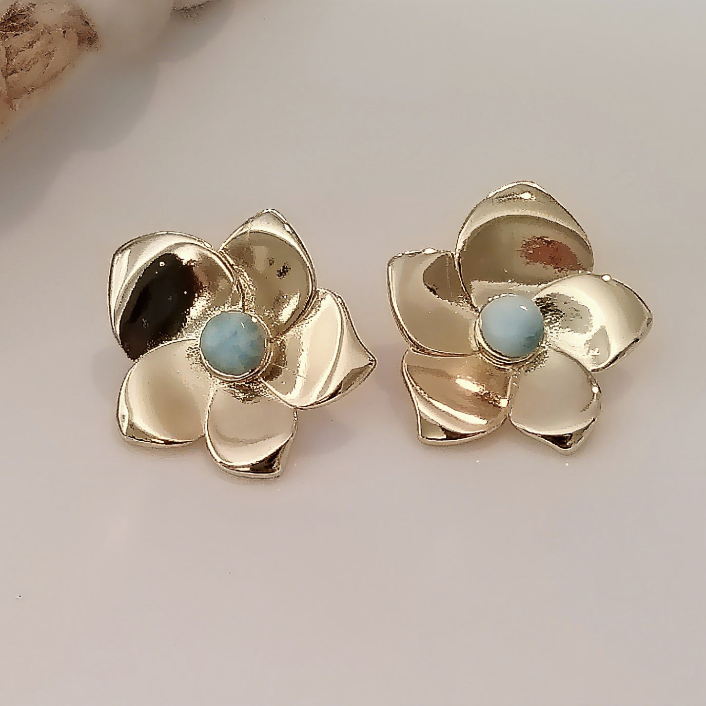 Aretes Flor con Larimar